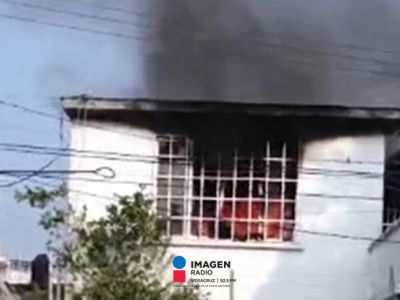  Incendio en vivienda de la colonia Zaragoza deja a mujer y su mascota con síntomas de intoxicación