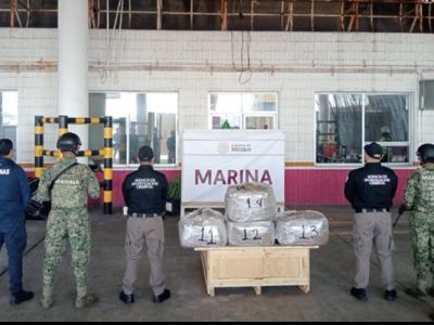Armada de México asegura cargamento de presunta DMT en el puerto de Veracruz