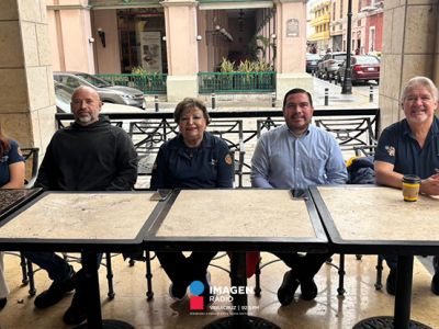 Integrante del comité de Austin Smiles, invita a inscribirse al programa de cirugías de labio y paladar hendido